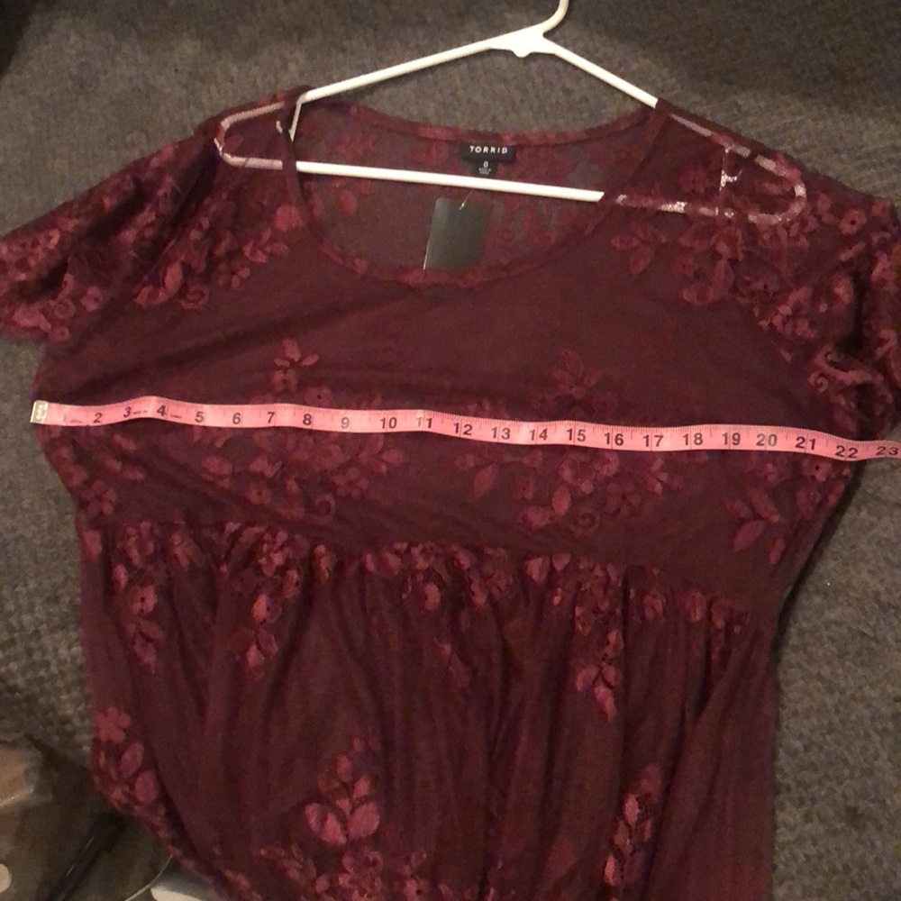 Torrid NWT lacy top - Picture 3 of 5